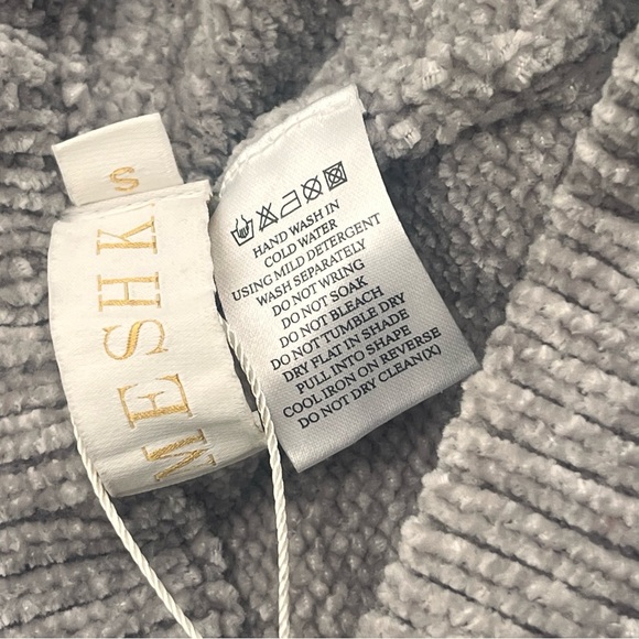 Meshki Gray Ribbed Pants - Picture 2 of 4